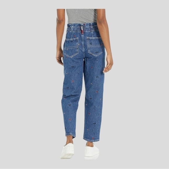 Tommy Hilfiger High Rise Paper Bag Style Mom Jeans With Embroidery - Size 14 - Picture 16 of 16